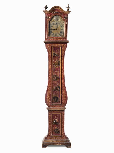 Pendola a torre in legno laccato a chinoiserie. Inghilterra, XVIII-XIX secolo  - Asta Dimore Italiane - Associazione Nazionale - Case d'Asta italiane