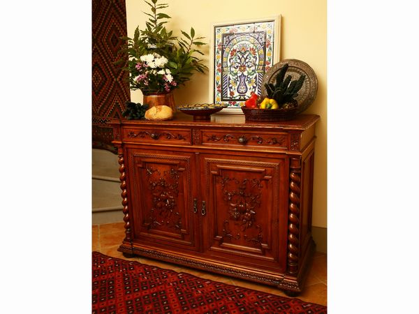 Credenza in noce  - Asta Arredi, argenti, dipinti e curiosit d'epoca in parte provenienti da Villa Mannelli - Associazione Nazionale - Case d'Asta italiane