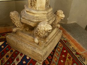 Acquasantiera in terracotta della Manifattura di Signa  - Asta Arredi, argenti, dipinti e curiosit d'epoca in parte provenienti da Villa Mannelli - Associazione Nazionale - Case d'Asta italiane