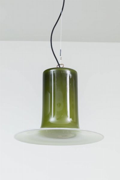 VISTOSI : Lampada a sospensione con struttura in metallo e diffusore in vetro di Murano incamiciato. Applicazione di murrina a decoro. Anni '60 cm 97x42  - Asta Asta 200 Illuminazione - Associazione Nazionale - Case d'Asta italiane