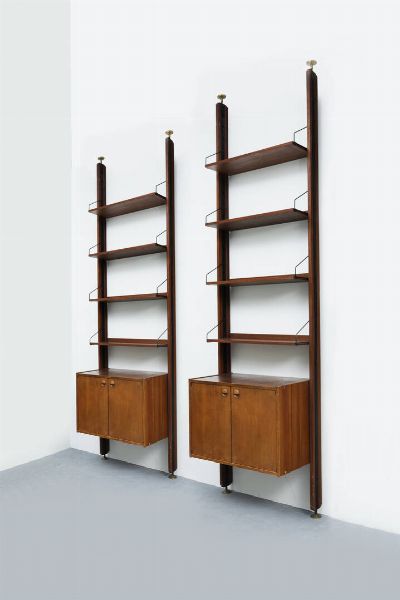 PRODUZIONE ITALIANA : Due librerie cielo terra in legno. Anni '50 cm 296x85x46  - Asta Asta 202 Design - Associazione Nazionale - Case d'Asta italiane