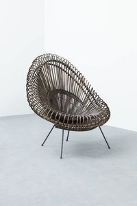 JANINE ABRAHAM - Poltroncina in rattan  struttura in metallo verniciato. Prod. Edition Rougier anni '50 cm 104x100x90