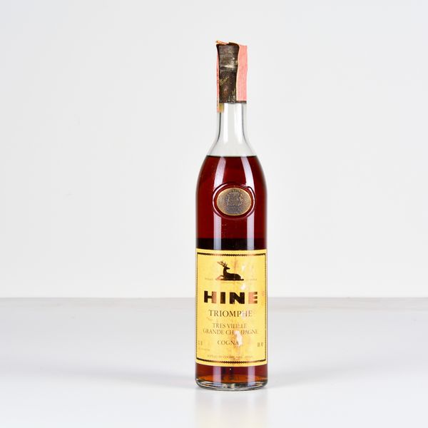 Hine, Grande Champagne Cognac Tres Vieille Triomphe  - Asta Vini e Distillati da collezione e da investimento - Associazione Nazionale - Case d'Asta italiane