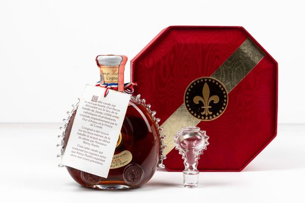 Remy Martin, Cognac Louis XIII Tres Vieille  - Asta Vini e Distillati da collezione e da investimento - Associazione Nazionale - Case d'Asta italiane
