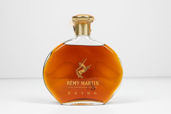 Remy Martini, Fine Champagne Cognac Extra Premier Cru  - Asta Vini e Distillati da collezione e da investimento - Associazione Nazionale - Case d'Asta italiane