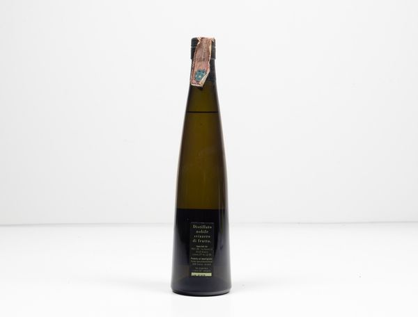 Humbel, Distillato di Pera Williams  - Asta Vini e Distillati da collezione e da investimento - Associazione Nazionale - Case d'Asta italiane