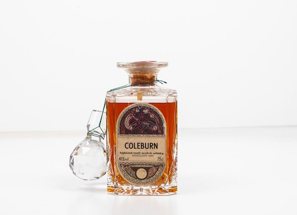 Coleburn, Gordon & Machphail, Highland Malt Scotch Whisky 17 years old Decanter  - Asta Vini e Distillati da collezione e da investimento - Associazione Nazionale - Case d'Asta italiane