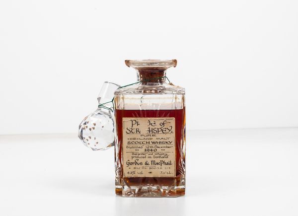 Gordon & Macphail, Pure Highland Malt Scotch Whisky Decanter  - Asta Vini e Distillati da collezione e da investimento - Associazione Nazionale - Case d'Asta italiane