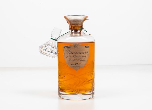 The Benrinnes, Finest Highland Malt Scotch Whisky 19 years old Decanter  - Asta Vini e Distillati da collezione e da investimento - Associazione Nazionale - Case d'Asta italiane