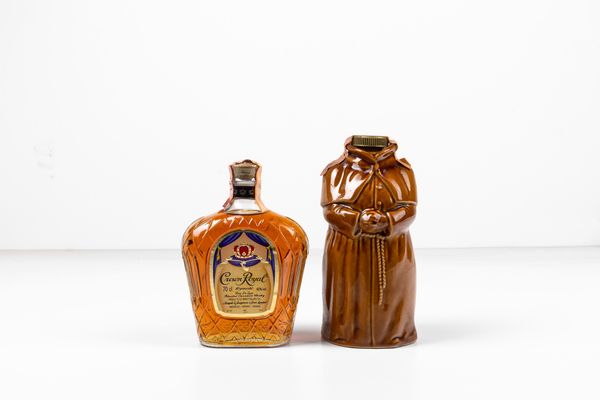 Abbot's Choice, Blended Scotch Whisky<BR>Crown Royal, Blended Canadian Whisky<BR>  - Asta Vini e Distillati da collezione e da investimento - Associazione Nazionale - Case d'Asta italiane