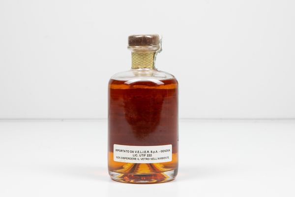 Edradour, Highland Single Malt Scotch Whisky Straight from the Cask Bordeaux finish 11 years old  - Asta Vini e Distillati da collezione e da investimento - Associazione Nazionale - Case d'Asta italiane