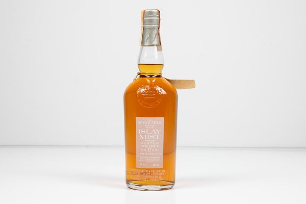 Macduff International, Islay Mist Scotch Whisky 17 years old limited edition  - Asta Vini e Distillati da collezione e da investimento - Associazione Nazionale - Case d'Asta italiane