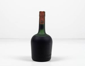 Courvoisier, Cognac Fine Champagne Napoleon  - Asta Vini e Distillati da collezione e da investimento - Associazione Nazionale - Case d'Asta italiane