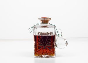 Strathisla, Gordon & Macphail, All Malt Scotch Whisky Decanter  - Asta Vini e Distillati da collezione e da investimento - Associazione Nazionale - Case d'Asta italiane