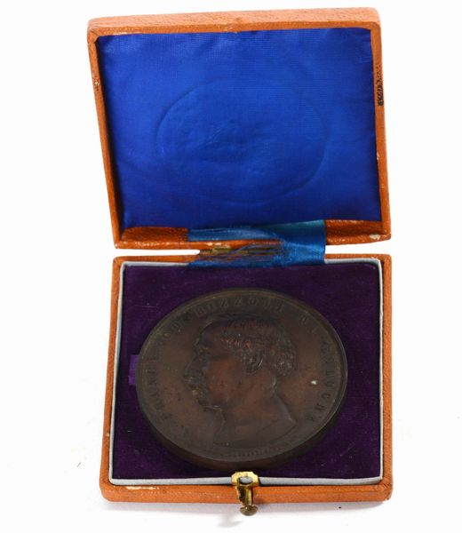 Medaglia commemorativa in bronzo. 1865  - Asta Antiquariato Aprile | Cambi Time - Associazione Nazionale - Case d'Asta italiane