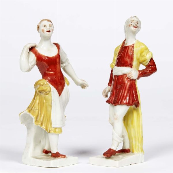 COPPIA DI FIGURE, DOCCIA, MANIFATTURA GINORI, 1770 CIRCA  - Asta Ceramica. Maioliche e porcellane dal XVI al XIX secolo | A Tempo  - Associazione Nazionale - Case d'Asta italiane