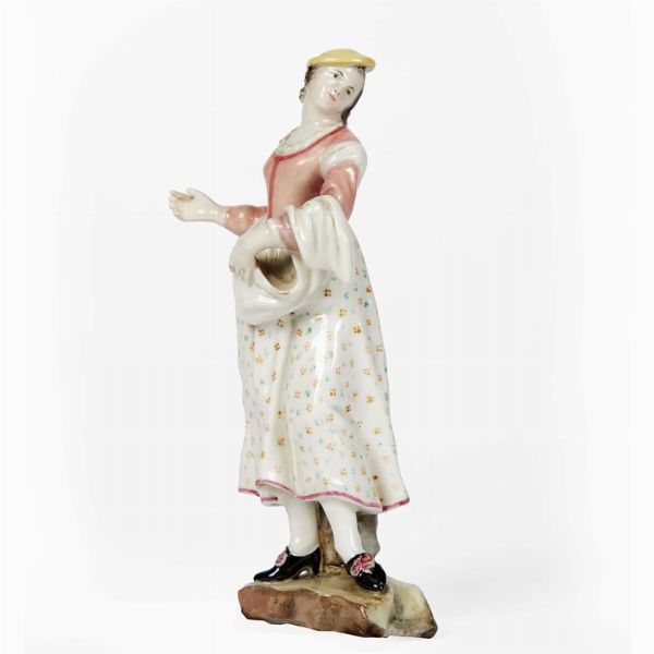 FIGURA, DOCCIA, MANIFATTURA GINORI, 1845-1870  - Asta Ceramica. Maioliche e porcellane dal XVI al XIX secolo | A Tempo  - Associazione Nazionale - Case d'Asta italiane