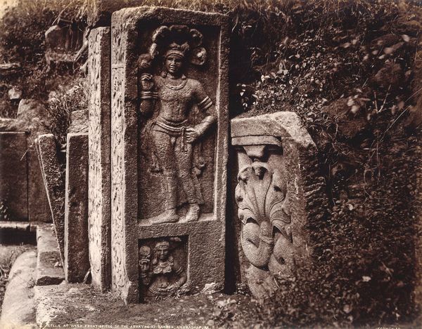 ,Charles Thomas Scowen : Anuradhapura, Isurumumiya and Ruwanweli Dagoba  - Asta Fotografia dell'800: album di viaggio - Associazione Nazionale - Case d'Asta italiane