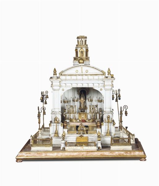 Modellino di altare in legno, cartone e lacca bianca, XIX secolo  - Asta Antiquariato - Associazione Nazionale - Case d'Asta italiane