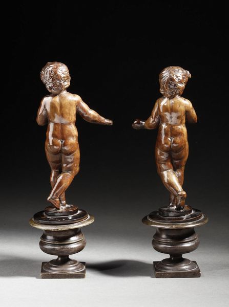 SCULTORE DEL XVII-XVIII SECOLO : Coppia di putti in legno intagliato  - Asta Asta 360 | ARTE ANTICA E DEL XIX SECOLO - Dipinti antichi e antiquariato Tradizionale - Associazione Nazionale - Case d'Asta italiane