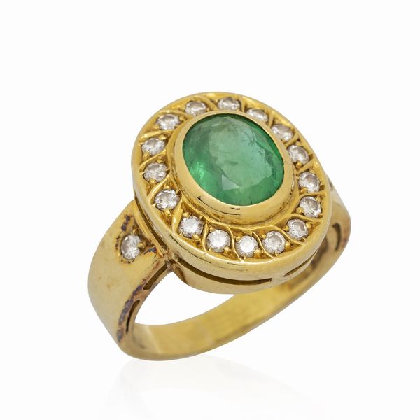 Anello in oro giallo 18kt con smeraldo naturale ct 1,90  - Asta Gioielli Orologi Fashion Vintage - Associazione Nazionale - Case d'Asta italiane