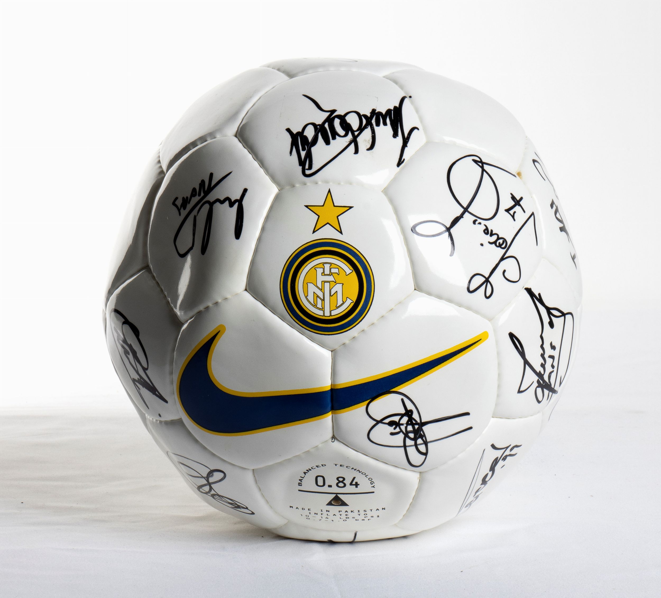 Calcio Italia pallone autografato FC INTER Asta Antique Toys