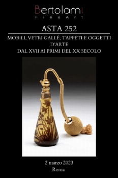 Mobili, vetri Gall�, Tappeti e Oggetti d'arte dal XVII all'inizio del XX secolo
