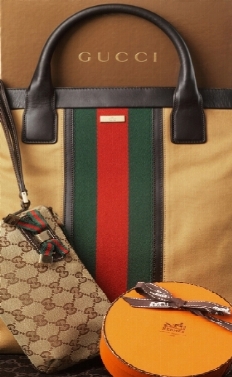 VINTAGE: BORSE E ACCESSORI DI HERMES, LOUIS VUITTON E ALTRE GRANDI MAISON